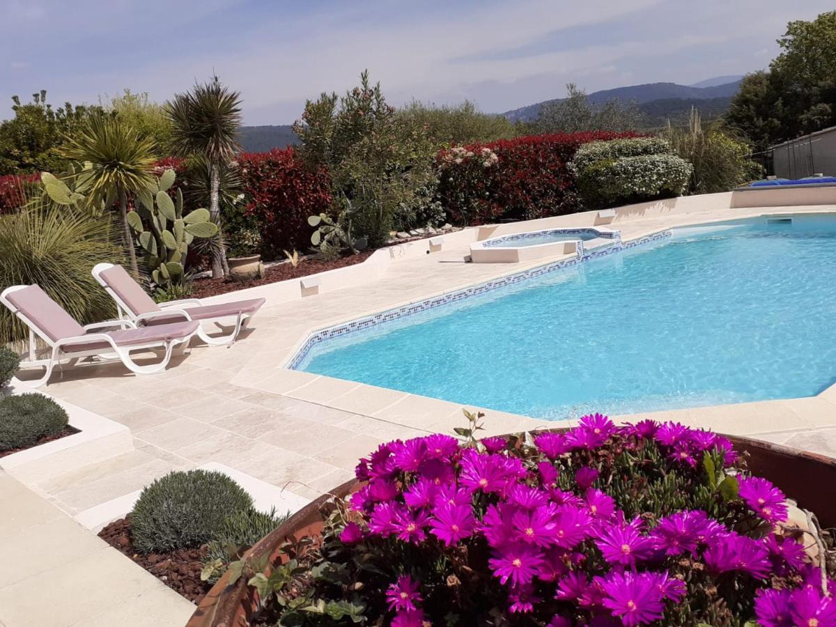 Gite Provencal Independant Avec Piscine Chauffee : Le Suy Bien Flayosc Экстерьер фото