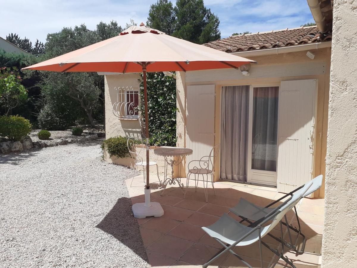 Gite Provencal Independant Avec Piscine Chauffee : Le Suy Bien Flayosc Экстерьер фото