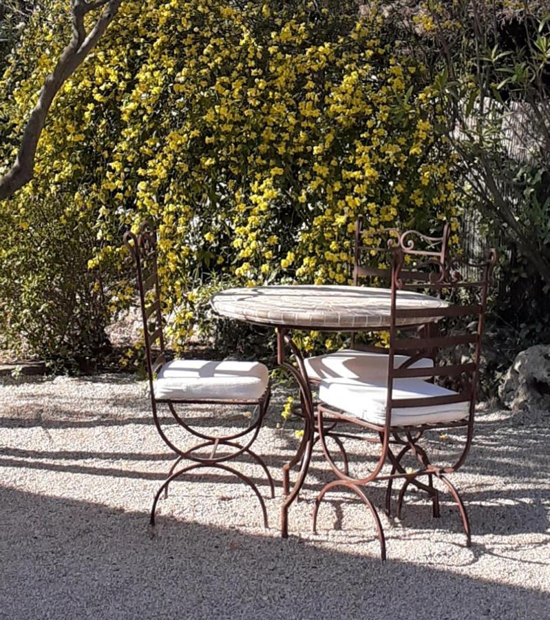Gite Provencal Independant Avec Piscine Chauffee : Le Suy Bien Flayosc Экстерьер фото